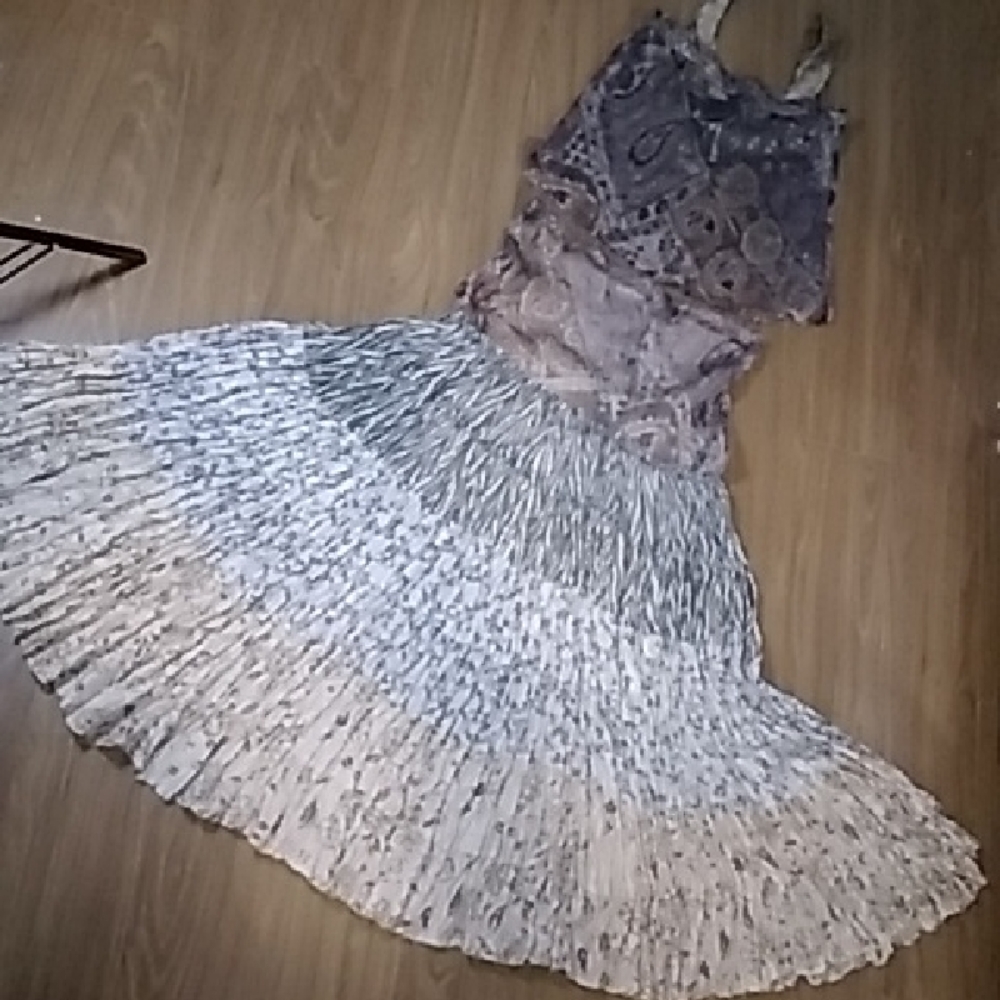 Dress Sz M/L